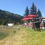 1850 Hotel