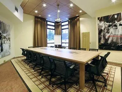 فندق ميركيور كورشفيل 1850 كورشوفيل